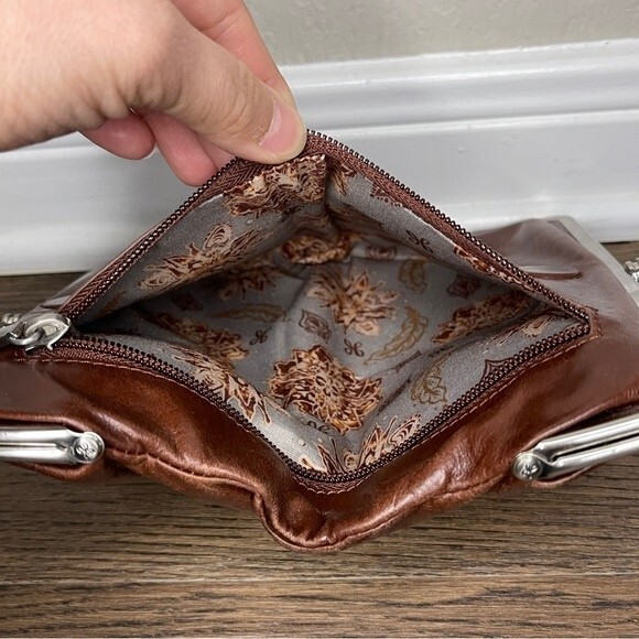 HOBO Womens Lauren Clutch Wallet Leather Floral Lining - EUC - Picture 8 of 16